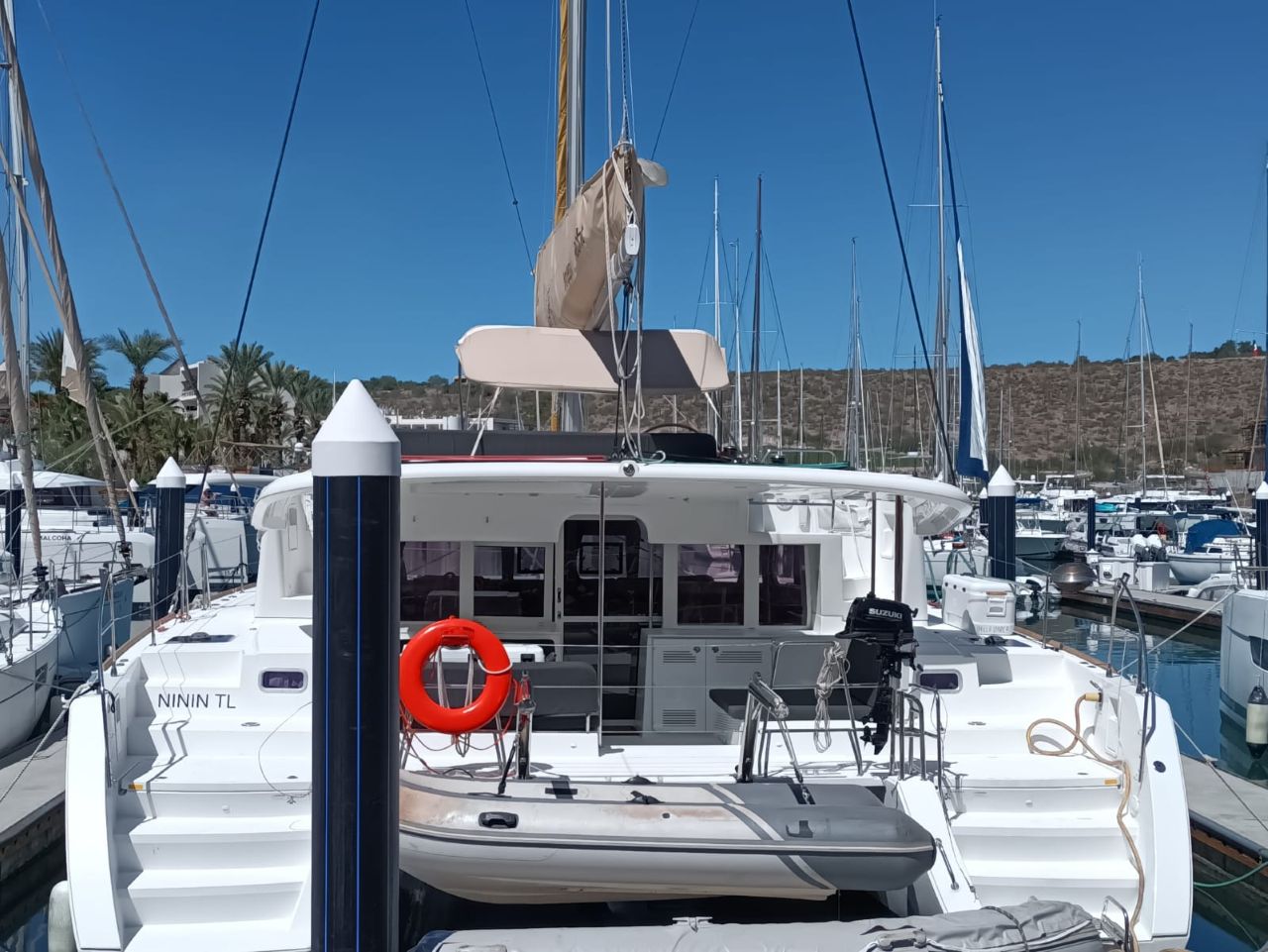 NININ  Bareboat Charter in Mexico