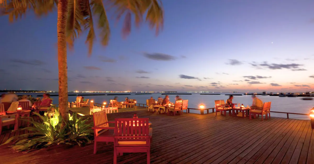bareboat tahiti sailing raiatea restaurants
