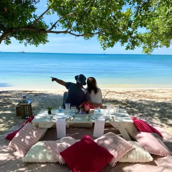 Plan Your Next Yacht Vacation with The Salt Life Family
