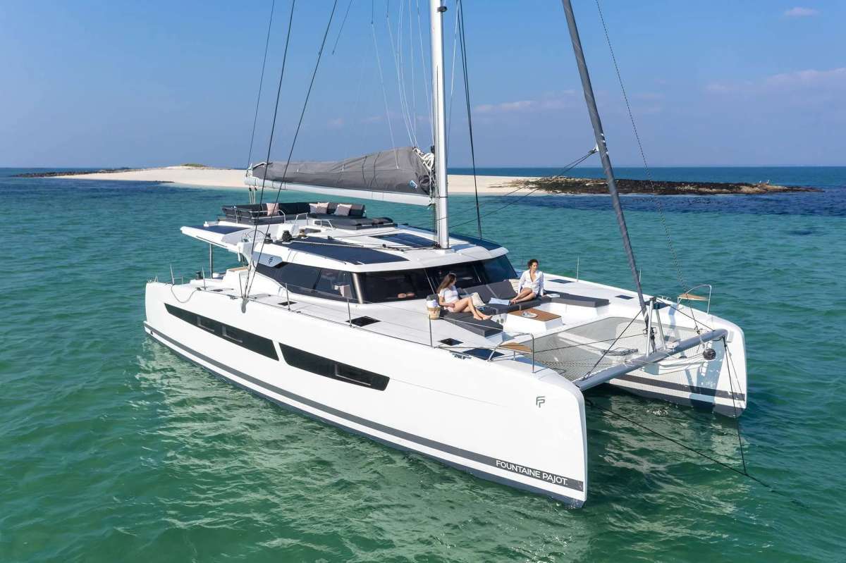 Second Wind Crewed Charters in Belize