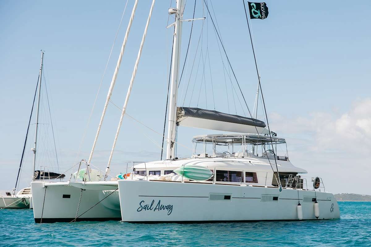 SAIL AWAY Crewed Charters in St. Vincent