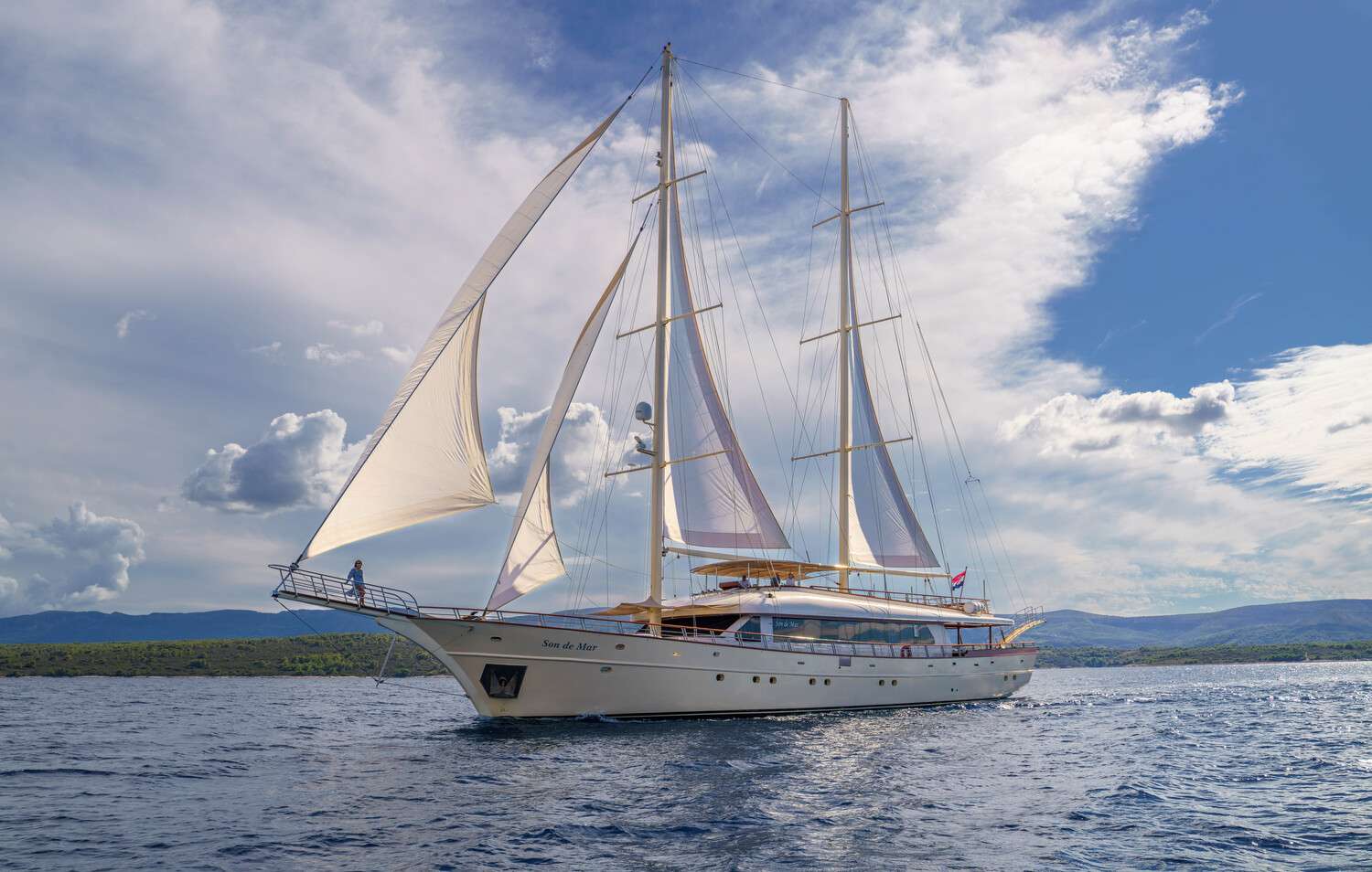 SON DE MAR Superyacht Charters in Croatia
