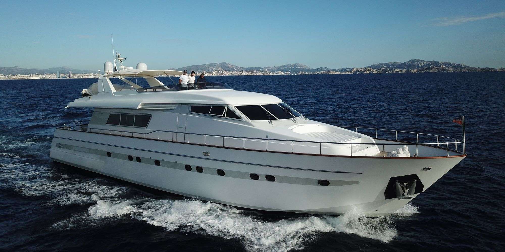 OLA Crewed Charters in France