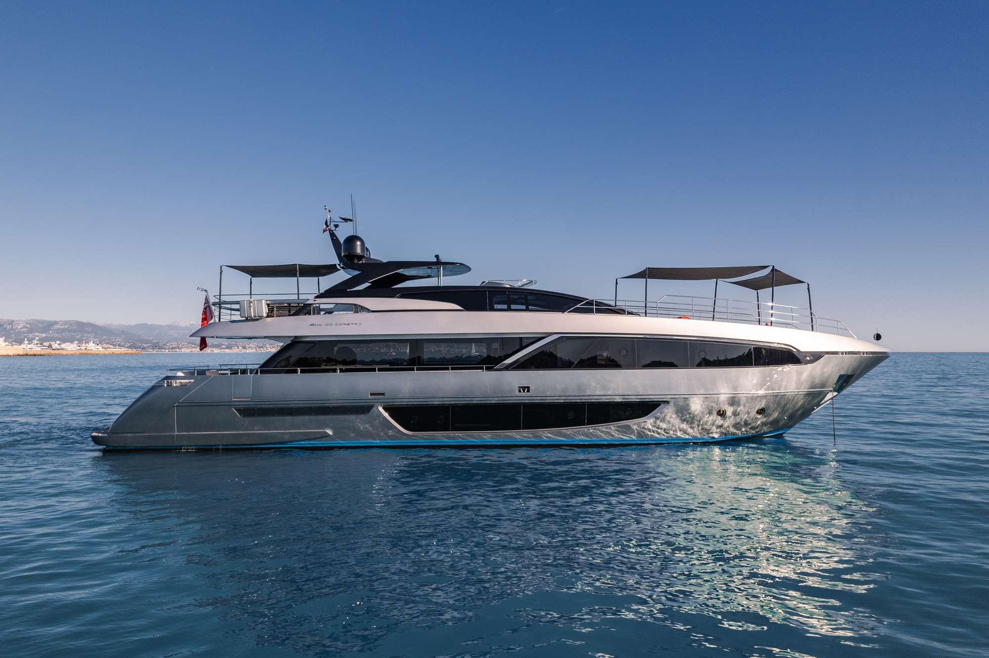 HP6 Crewed Charters in France