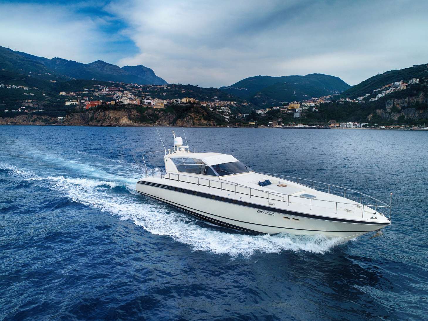 CIKILA  Crewed Charters in Italy