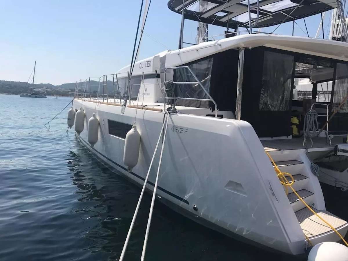 Big Mama Crewed Charters in France