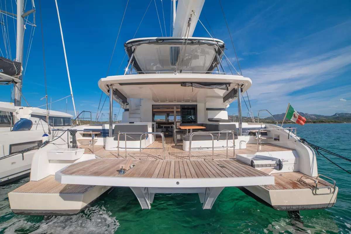 Zeri Crewed Charters in France