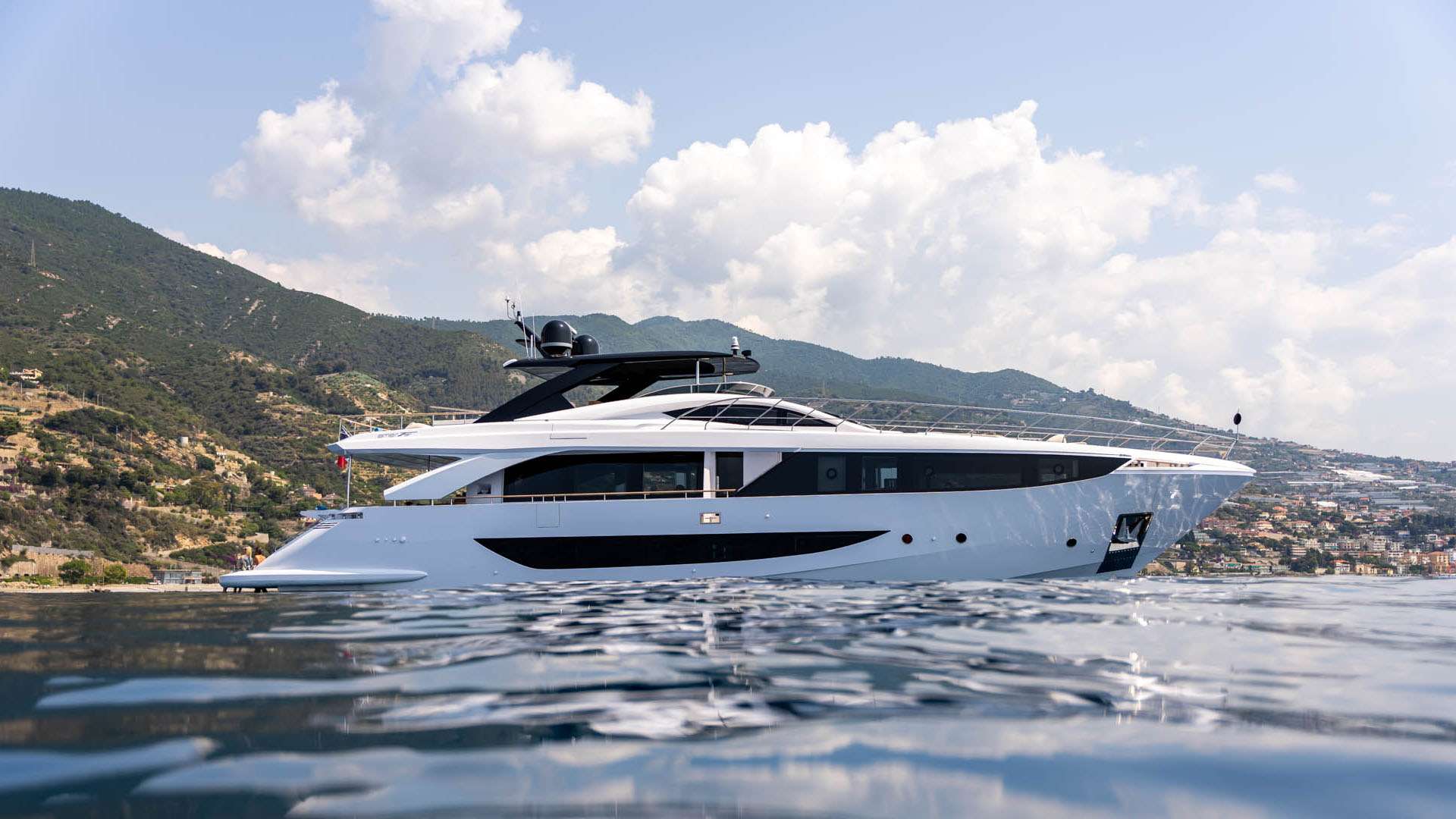 BACCARAT Crewed Charters in Italy