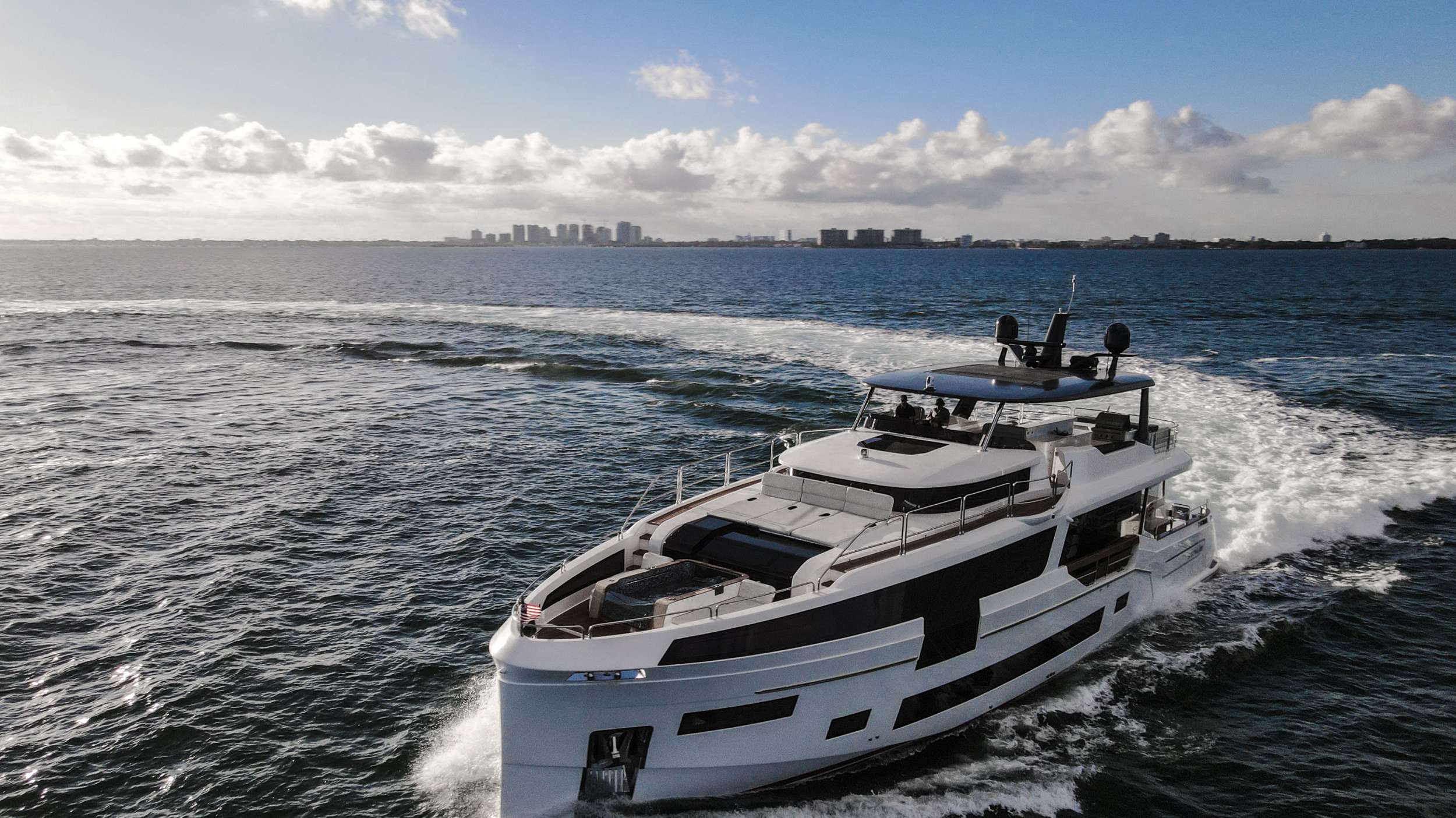 SAINT Crewed Charters in Bahamas - Nassau