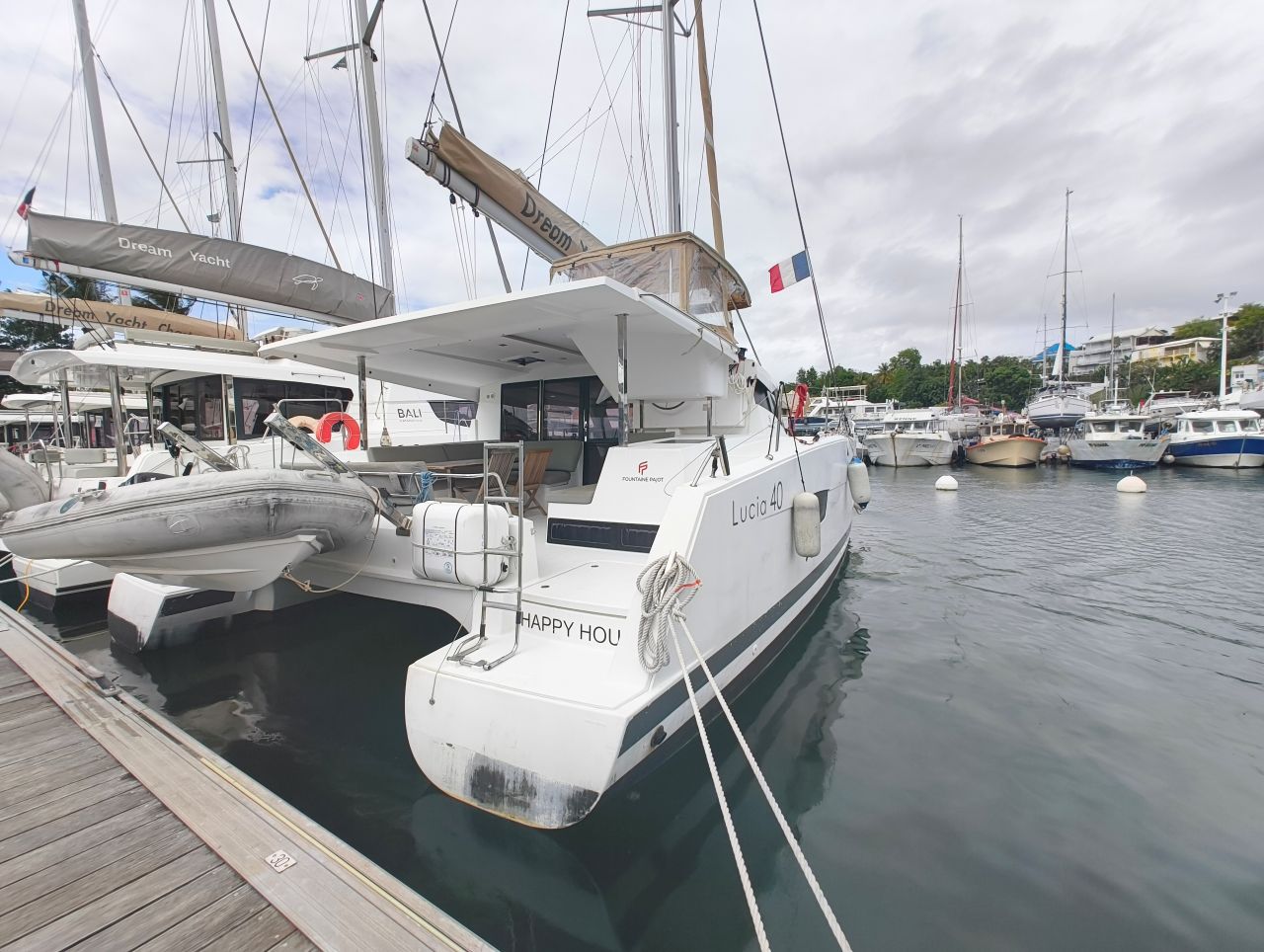 HAPPY HOUR  Bareboat Charter in Guadeloupe