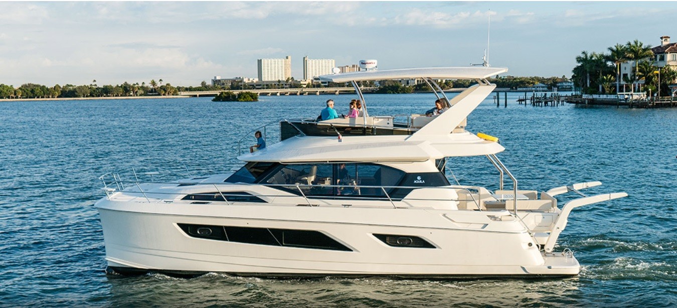 ENELYNE  Bareboat Charter in Martinique