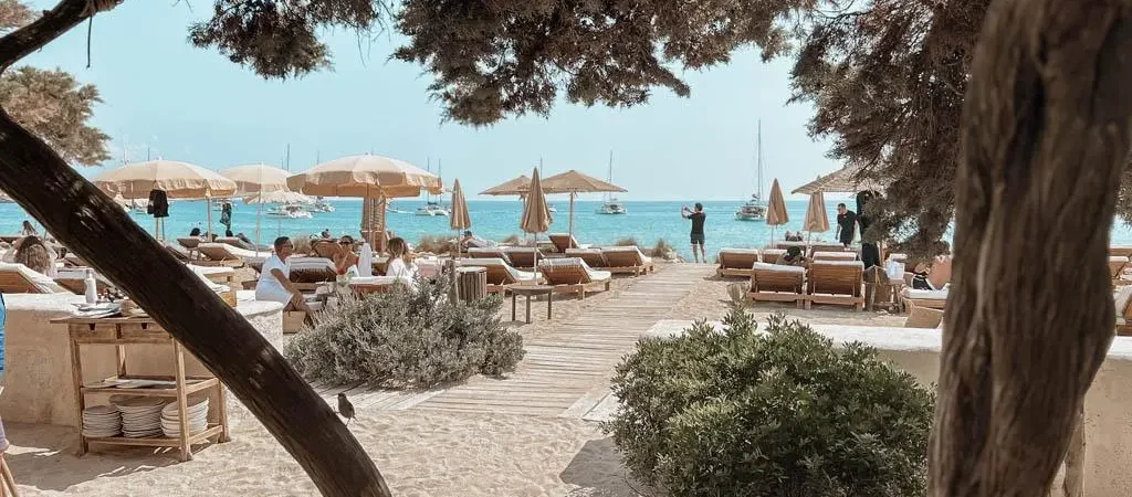 Platja des Jondal yacht charter