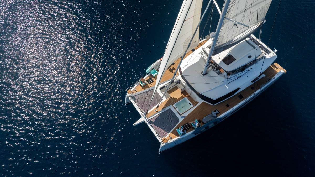 LYRA Crewed Charters in St. Vincent