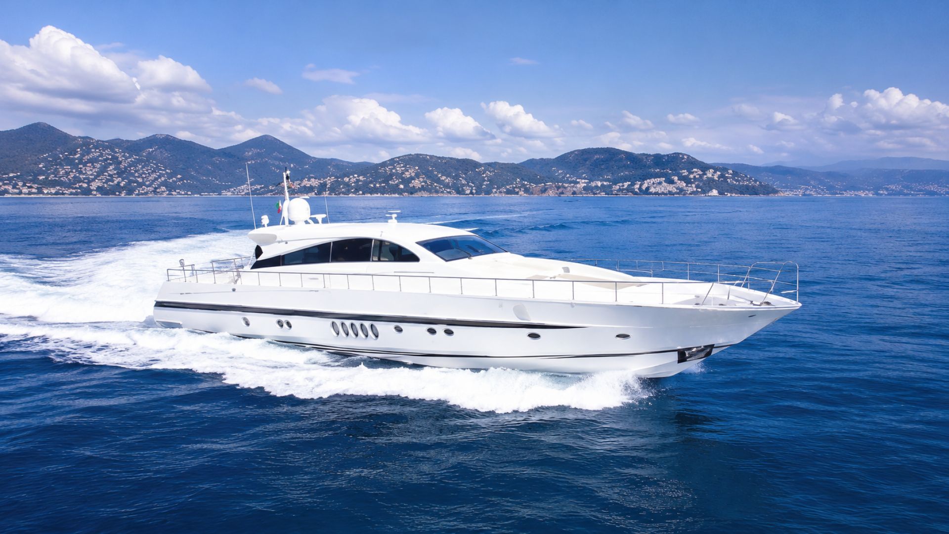 ATRATO Crewed Charters in Greece