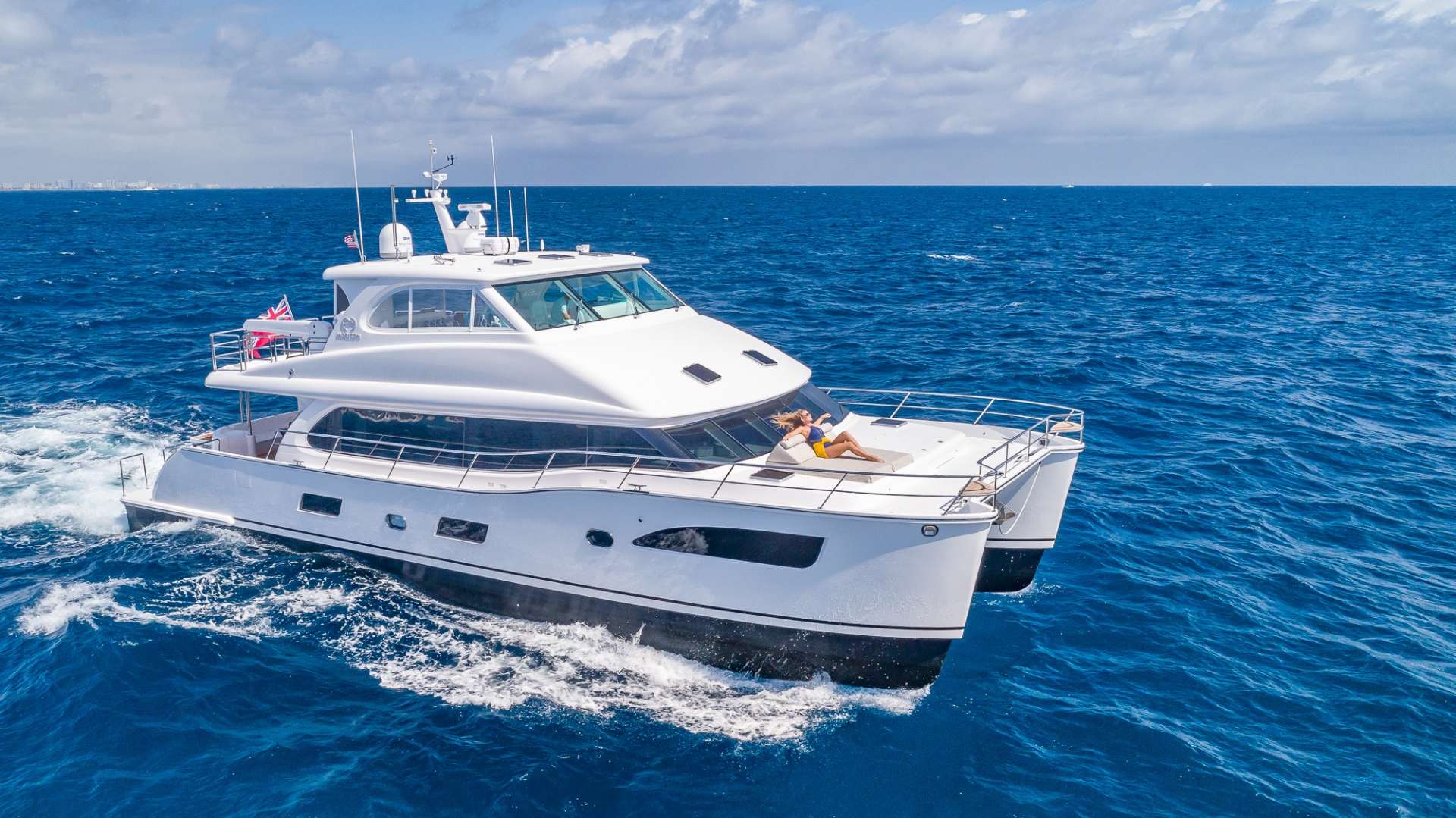 MUCHO GUSTO Crewed Charters in Bahamas - Nassau