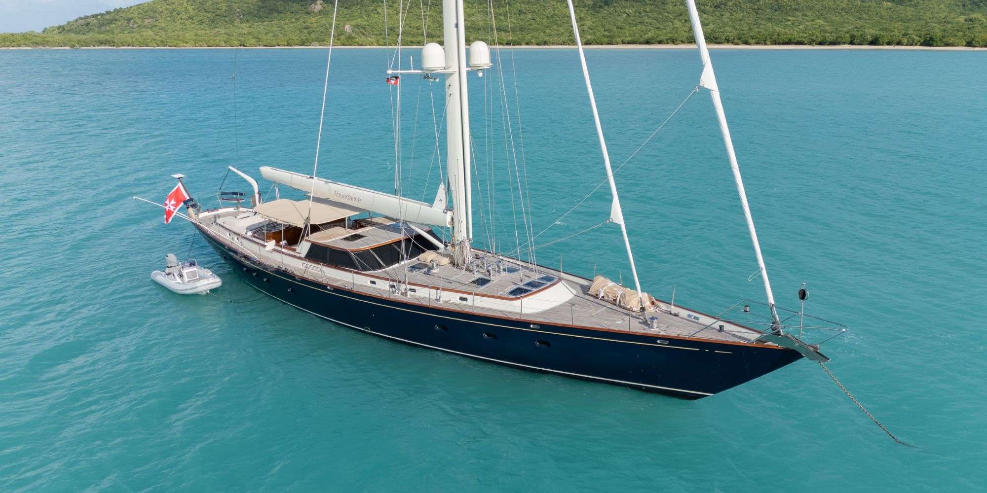 ABUNDANCE Superyacht Charters in Tahiti