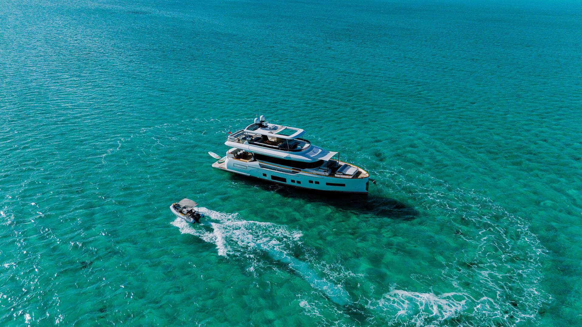 NORMAN'S T4 Crewed Charters in Bahamas - Nassau