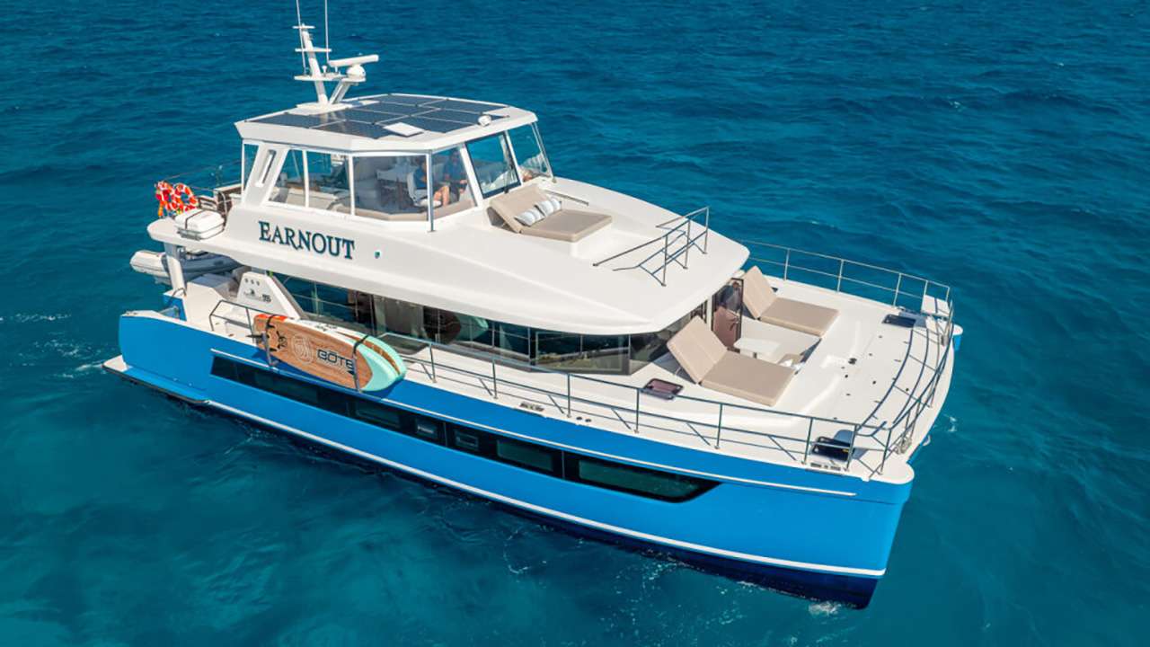 EARNOUT Crewed Charters in British Virgin Islands