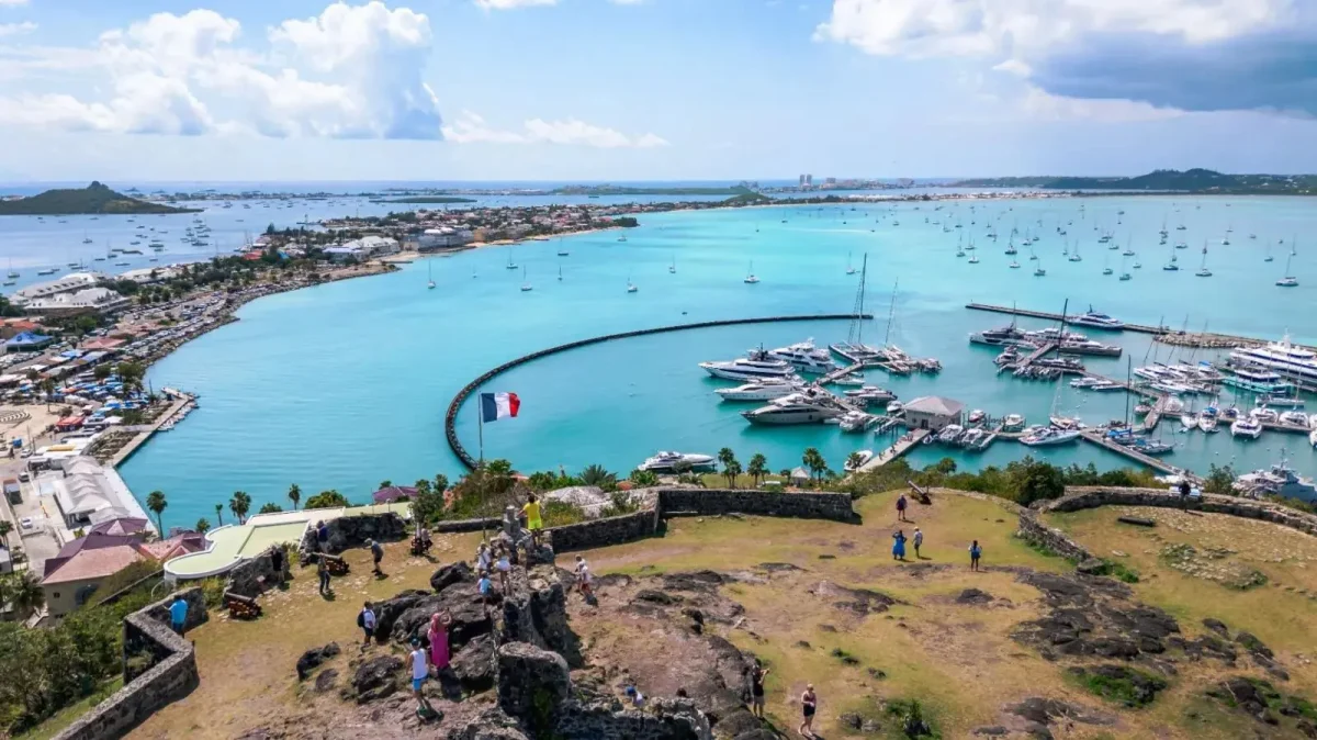 Marigot yacht charters