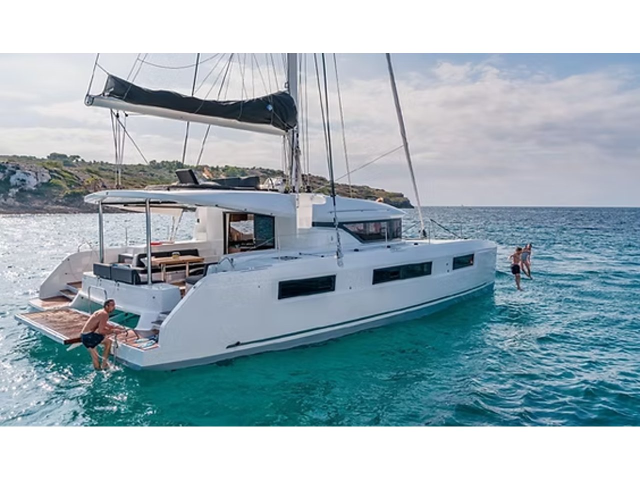 Buena Vida Bareboat Charter in British Virgin Islands