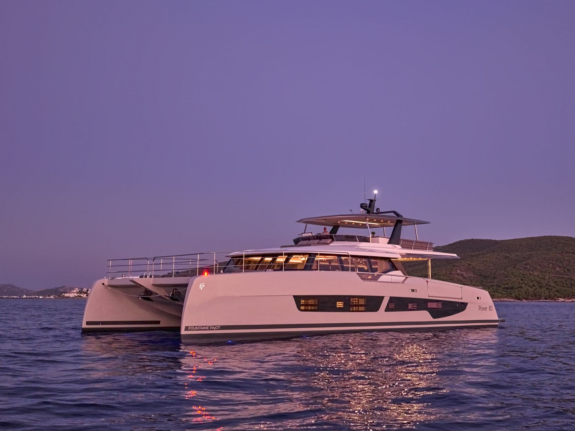 ALINA Crewed Charters in Greece