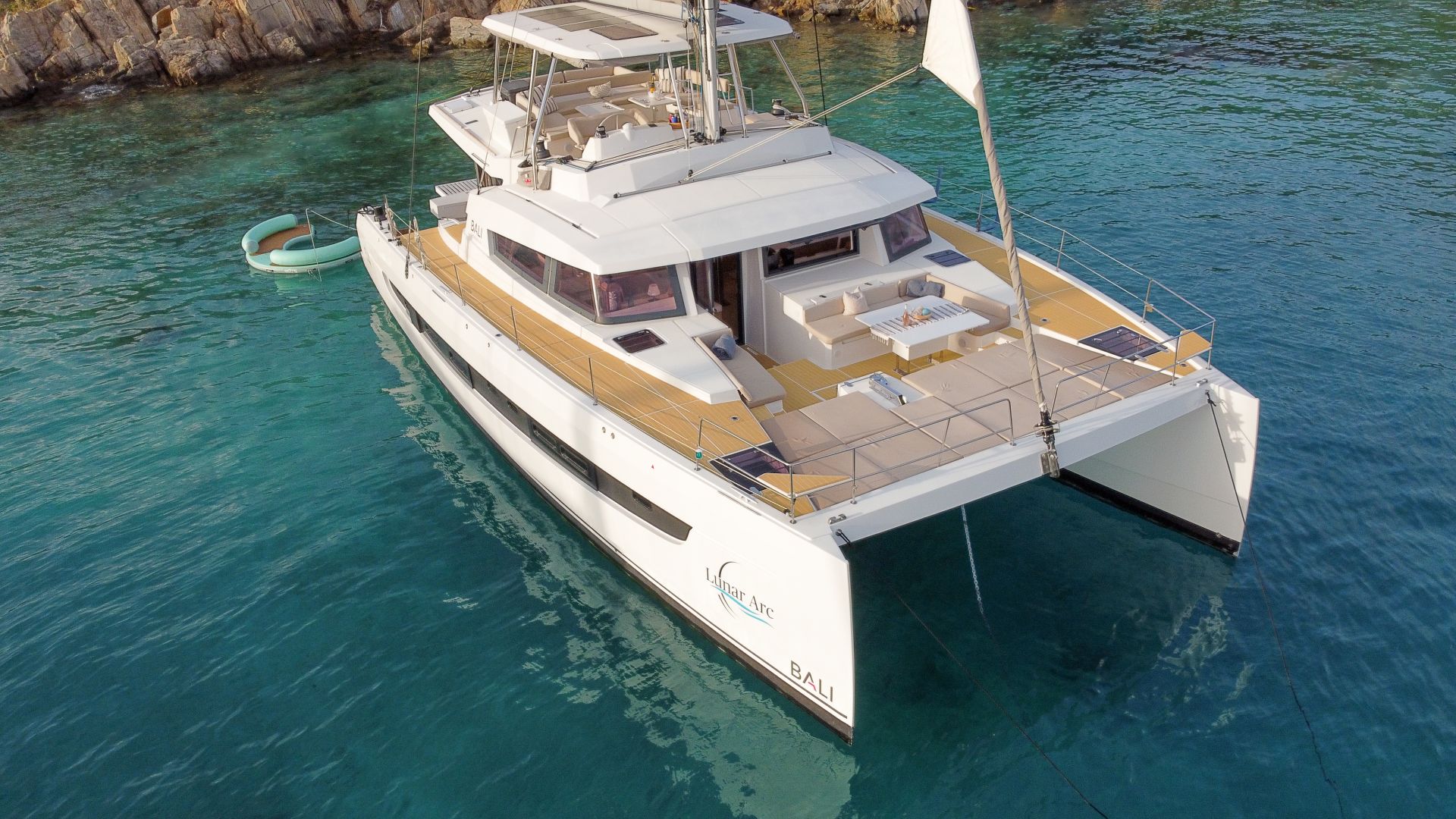 LUNAR ARC Crewed Charters in St. Martin