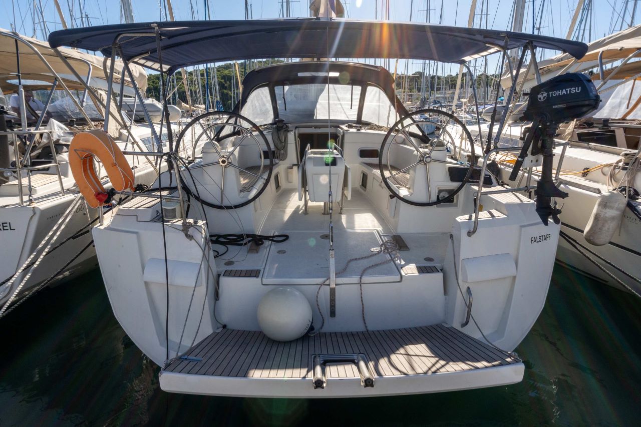FALSTAFF  Bareboat Charter in France