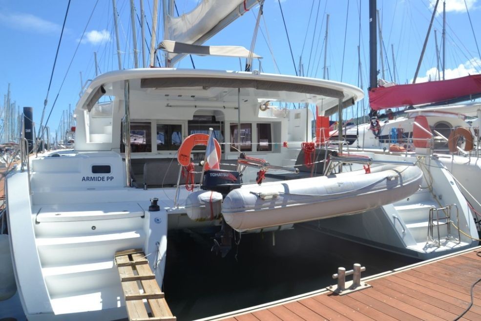 DIVALTO Bareboat Charter in Martinique