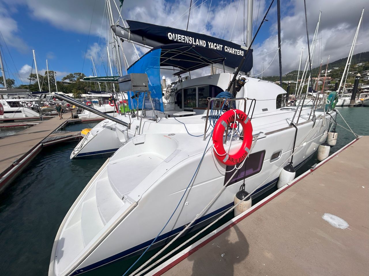 LUNASEA  Bareboat Charter in Australia