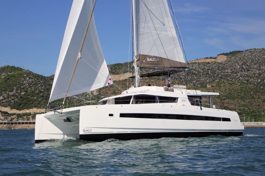 OLWE  Bareboat Charter in Greece