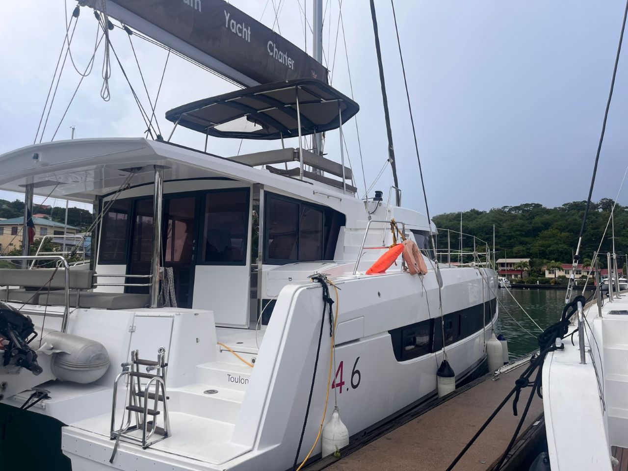 THONIC DREAM Bareboat Charter in Mexico