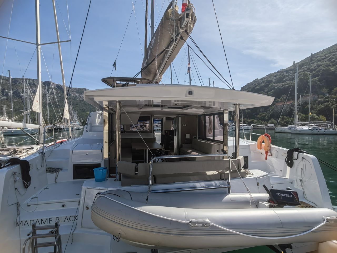 MADAME BLACK Bareboat Charter in Croatia
