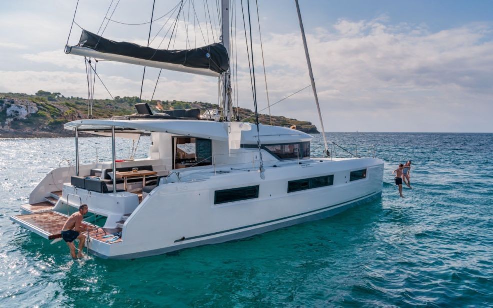 Y-NISSI Bareboat Charter in British Virgin Islands
