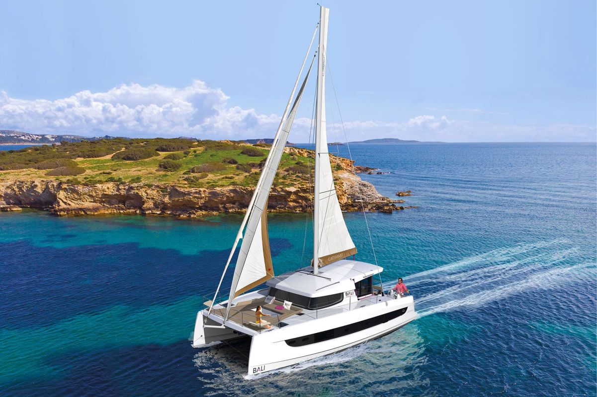 GERANIUM Bareboat Charter in Martinique