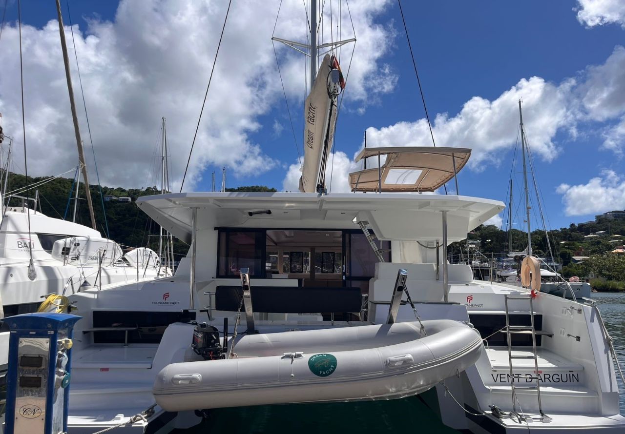 VENT D'ARGUIN Bareboat Charter in Martinique