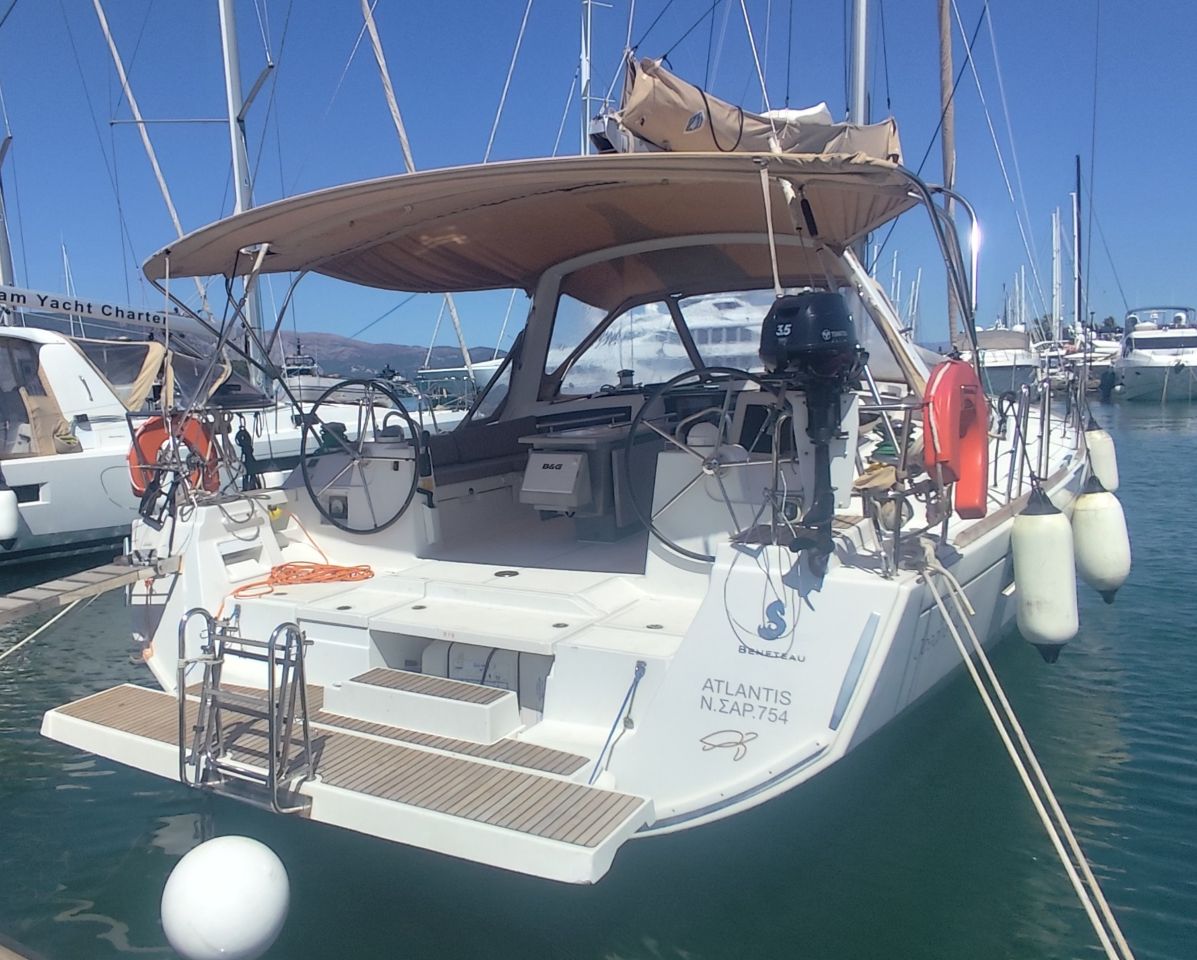 ATLANTIS Bareboat Charter in Greece
