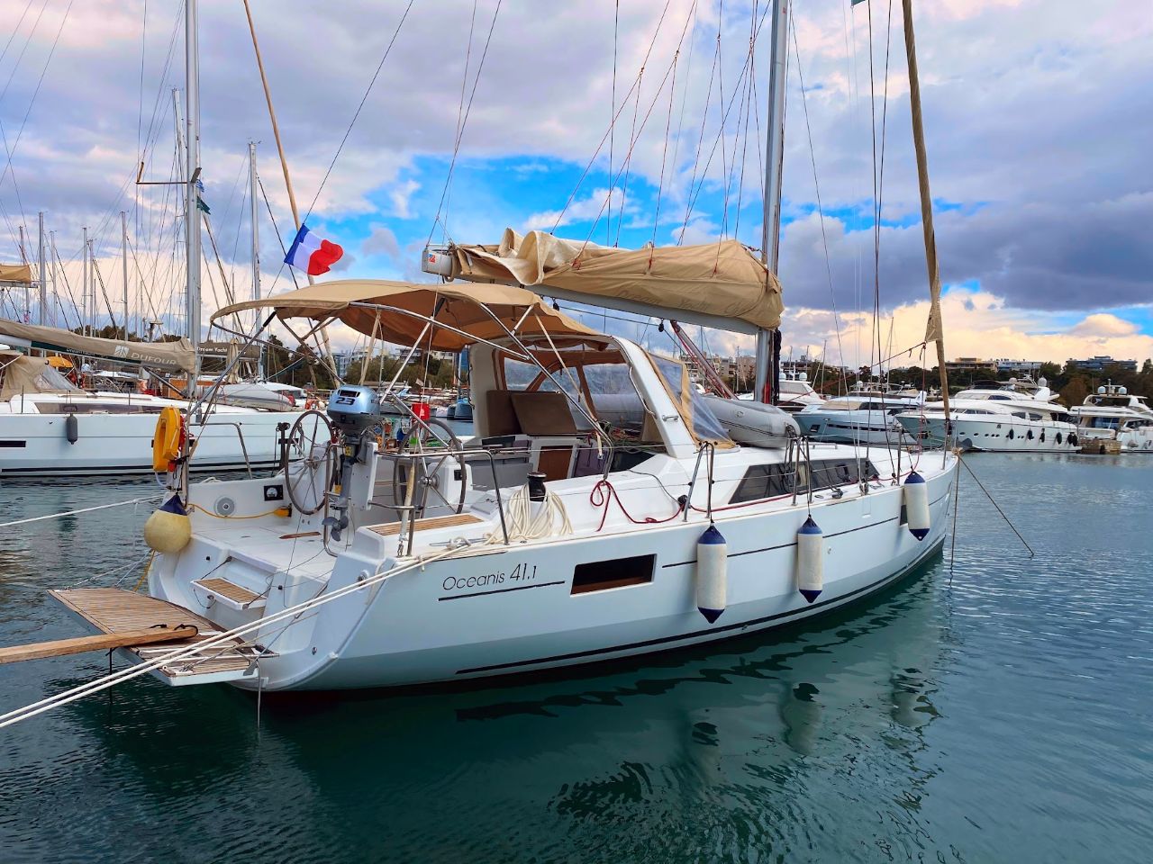 POROS BLUE Bareboat Charter in Greece